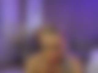 Live cam show with Russian-Ava - Latina Petite on Dare Cams