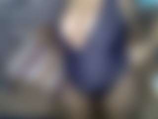 Live cam show with senoritah - Flirty on AdultVida.com