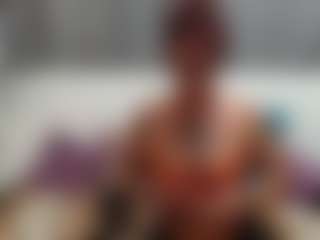 Live cam show with SoulSarah - Middle Aged on Camsoda