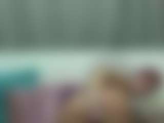 Live cam show with SoulSarah - Lesbian on Camsoda