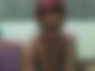 SoulSarah MILF webcam performer live streaming