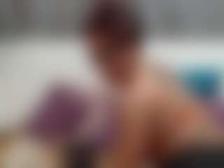 Live cam show with SoulSarah - Middle Aged on Camsoda