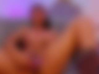 Live cam show with valenmoon1 - Squirt on Camsoda