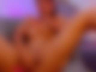 valenmoon1's Live Sex Cam Show