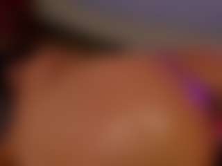 valenmoon1's Live Sex Cam Show