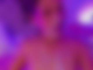 Live cam show with valenmoon1 - Cute on luckytryst.com