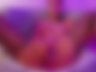 Live cam show with valenmoon1 - Skinny Ebony on Lustler