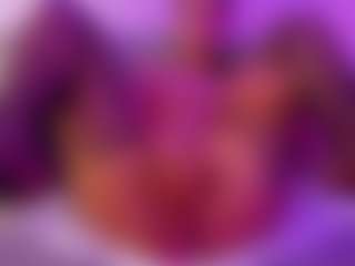 Live cam show with valenmoon1 - Skinny Ebony on studioflirtlive.com
