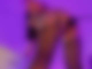 Live cam show with valenmoon1 - Average on googirlz