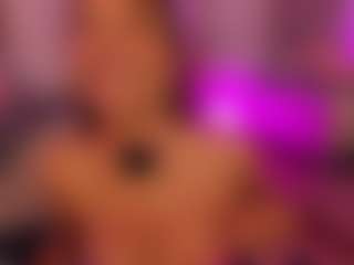 valenmoon1's Live Sex Cam Show