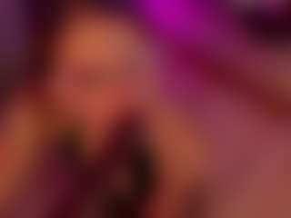 Live cam show with valenmoon1 - Oil on slutload