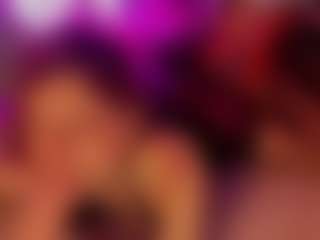 Live cam show with valenmoon1 - Average on CamwithHer