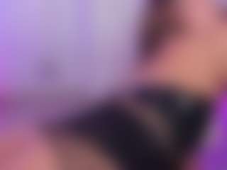 Live cam show with valenmoon1 - Asian Public on Uber Horny