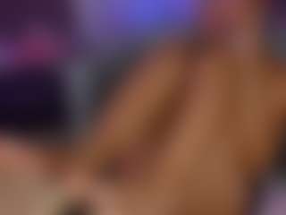Live cam show with valenmoon1 - Brown Hair on TeamSkeetLive