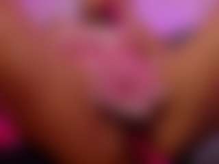 Live cam show with valenmoon1 - Public Brown Hair on Soda Cam