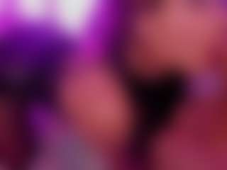 Live cam show with valenmoon1 - Ebony on Camsoda | colombia
