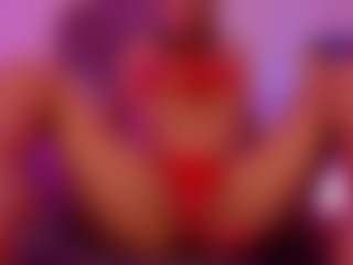 Live cam show with valenmoon1 - Skinny on Gym Cam Girls