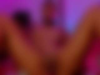Live cam show with valenmoon1 - Asian Public on Camsoda