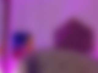 Live cam show with valenmoon1 - Ebony on madthumbs | colombia