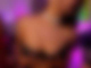 Live cam show with valenmoon1 - Fingers on Camsoda