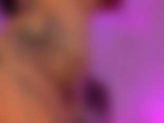 Live cam show with valenmoon1 - Skinny on Camsoda