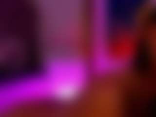 valenmoon1's Live Sex Cam Show