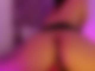 valenmoon1's Live Sex Cam Show