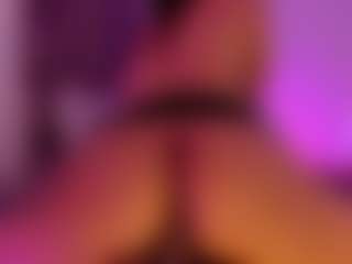 valenmoon1's Live Sex Cam Show