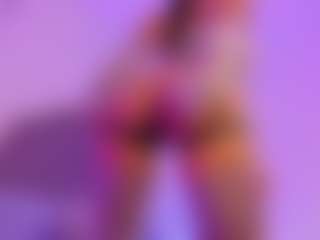 Live cam show with valenmoon1 - Ebony on SpunkLive | colombia