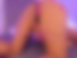 valenmoon1's Live Sex Cam Show