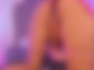 valenmoon1's Live Sex Cam Show