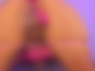 valenmoon1's Live Sex Cam Show