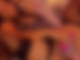valenmoon1's Live Sex Cam Show
