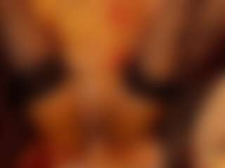 valenmoon1's Live Sex Cam Show