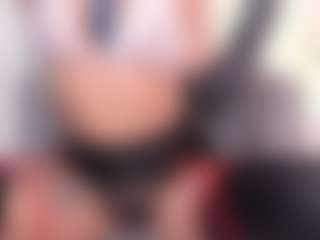 Live cam show with valenmoon1 - Skinny on madthumbs