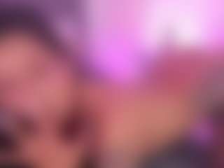 Live cam show with valenmoon1 - Asian Public on Camsoda