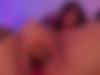 valenmoon1's Live Sex Cam Show