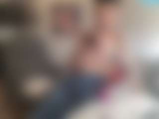 youngkubenski215's Live Sex Cam Show