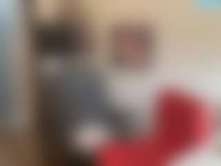youngkubenski215's Live Sex Cam Show