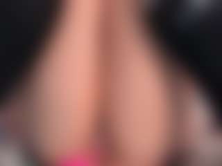 CamilaVenz's Live Sex Cam Show