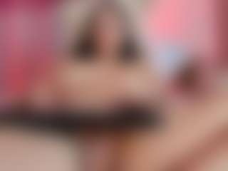 CamilaVenz's Live Sex Cam Show