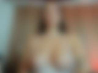 CamilaVenz's Live Sex Cam Show
