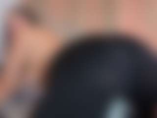 Live cam show with CamilaVenz - Brown Hair on PervPlay.com