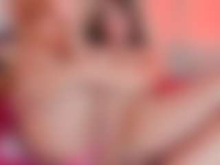 Live cam show with CamilaVenz - Gorgeous on Big Tits