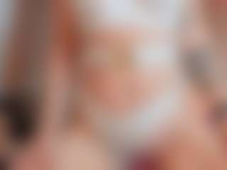 CamilaVenz's Live Sex Cam Show