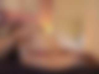 Live cam show with Destiny - Small Tits on livesuperchat.net