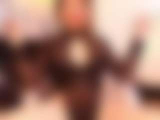 Live cam show with Destiny - Small Tits on livesuperchat.net