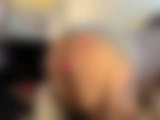 Live cam show with Destiny - Big Balls on livesuperchat.net