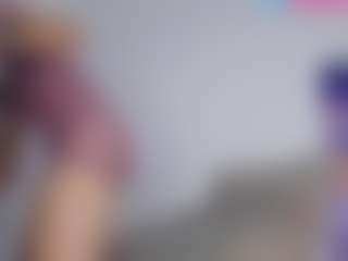Live cam show with kataliinasmit - Average on SquirtSoMuch