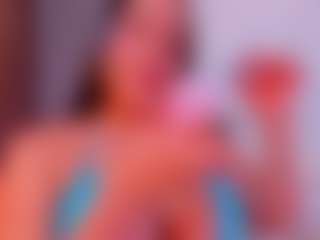 Live cam show with Mariana Cuellar - Middle Aged on SxyPornLive